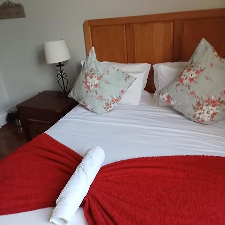 Kardinal Guesthouse Порт Елизабет Екстериор снимка
