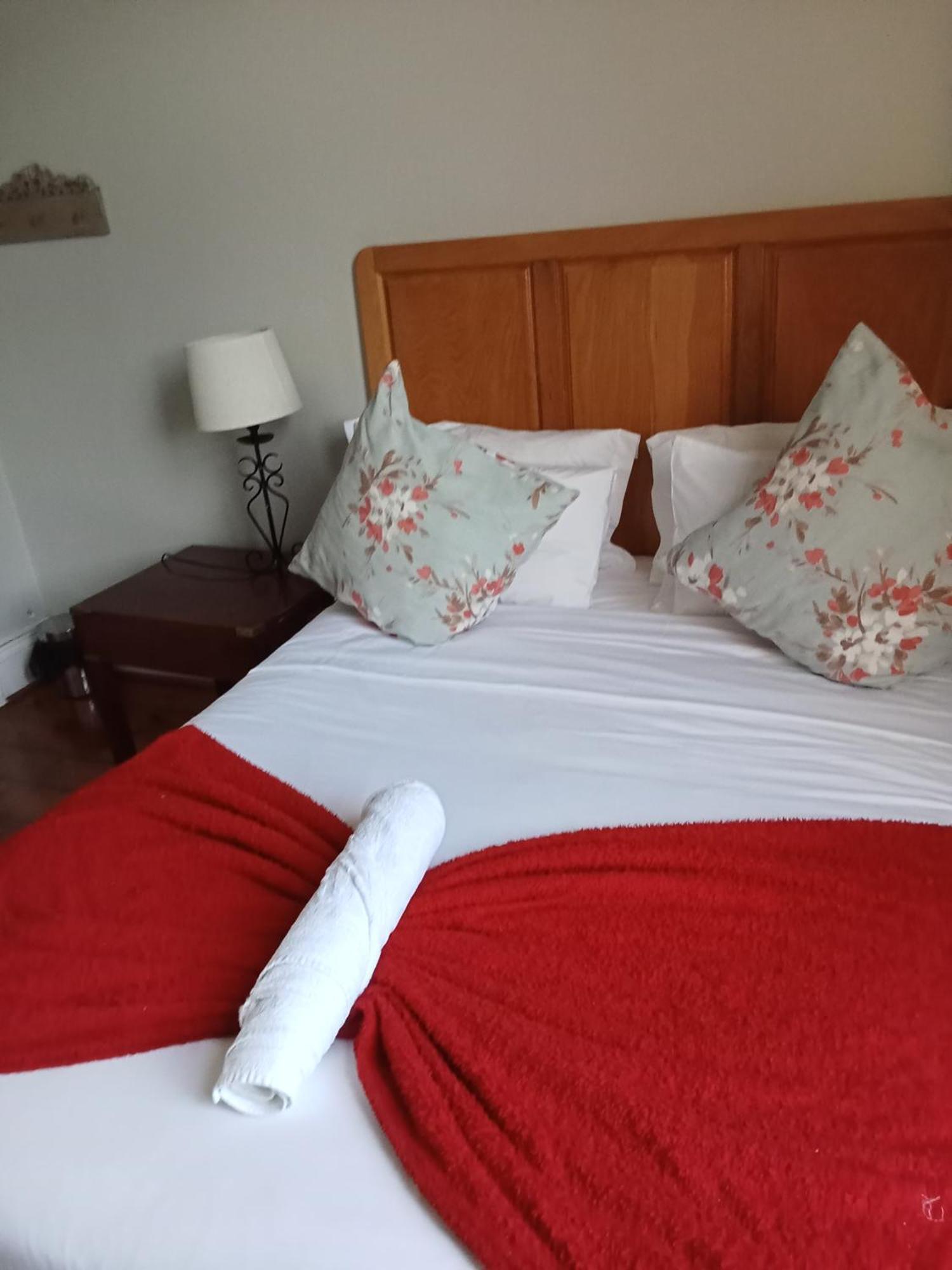 Kardinal Guesthouse Порт Елизабет Екстериор снимка