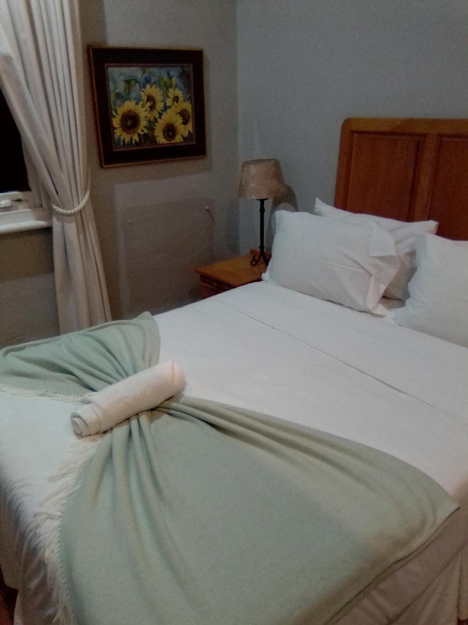 Kardinal Guesthouse Порт Елизабет Екстериор снимка
